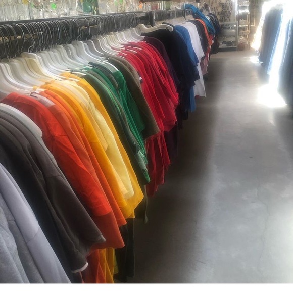 COPY - ❗️Bundle SURPRISE PRINTED T-SHIRTS | SET OF 5 - Picture 4 of 7